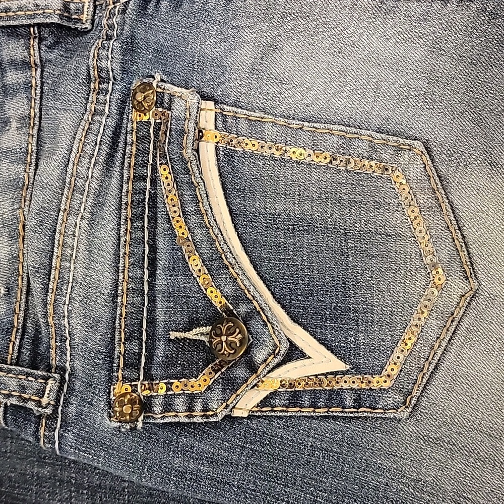 Request Jeans - Picture 5 of 8